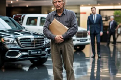 Yırtık ayakkabılı yaşlı bir adam lüks Mercedes galerisine girip beş kamyon almak istediğini söylediğinde herkes güldü. Ama bir saat sonra… PARALAR